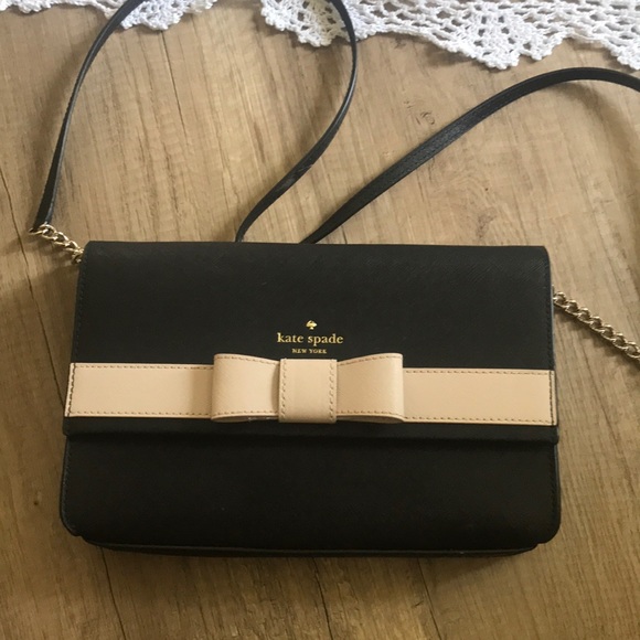 kate spade Handbags - Kate Spade crossbody bag